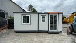 راهنمای کامل انتخاب پرده مناسب برای کانکس و خانه پیش ساخته