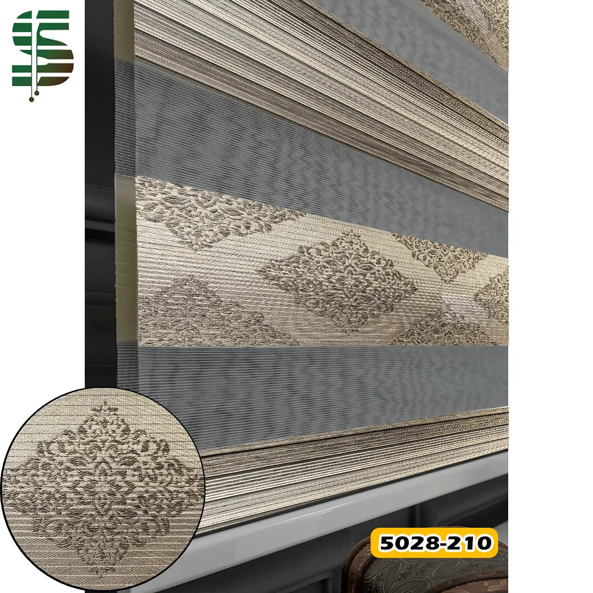 پرده زبرا پلیسه گلدار کد 5028 کرم زیتونی