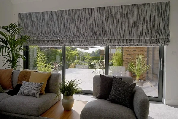 living-room-blinds2
